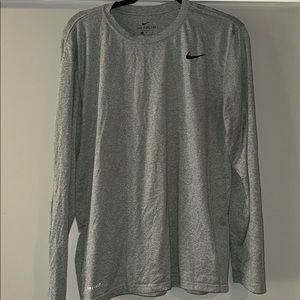 Men’s Nike long sleeve shirt